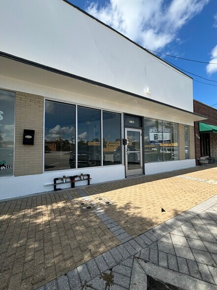 3142-3148 Beach Blvd, Jacksonville, FL à louer - Photo du bâtiment - Image 3 de 4