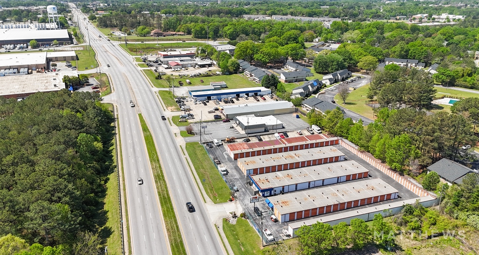 1686 GA-138, Conyers, GA à vendre - Photo du bâtiment - Image 2 de 3