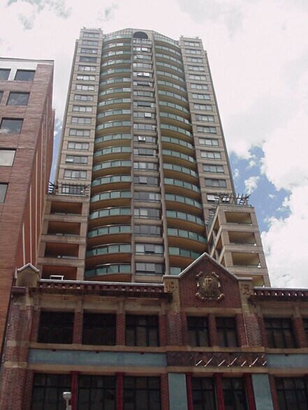 142-148 Elizabeth St, Sydney à louer - Photo du bâtiment - Image 1 de 1
