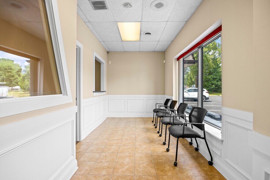 2910 Route 130, Delran, NJ à louer - Photo intérieure - Image 3 de 9