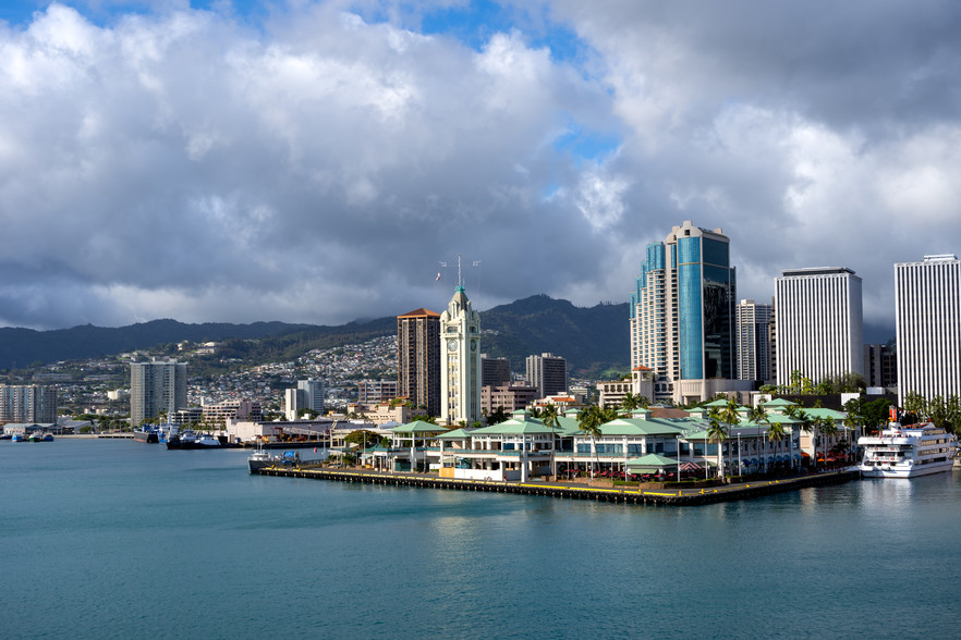 1 Aloha Tower Dr, Honolulu, HI à louer - Photo du bâtiment - Image 1 de 3