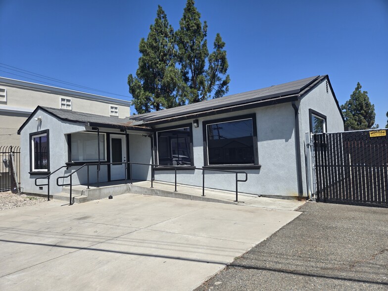 7 E 19th St, Antioch, CA for sale - Building Photo - Image 3 of 7