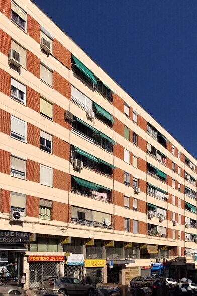 Calle Jabonería, 47, Alcorcón, Madrid à louer - Photo du bâtiment - Image 2 de 2