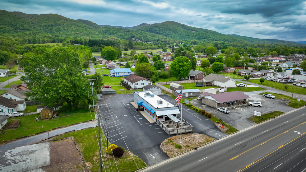 547 Highway 91, Elizabethton, TN à vendre - Photo du bâtiment - Image 1 de 1