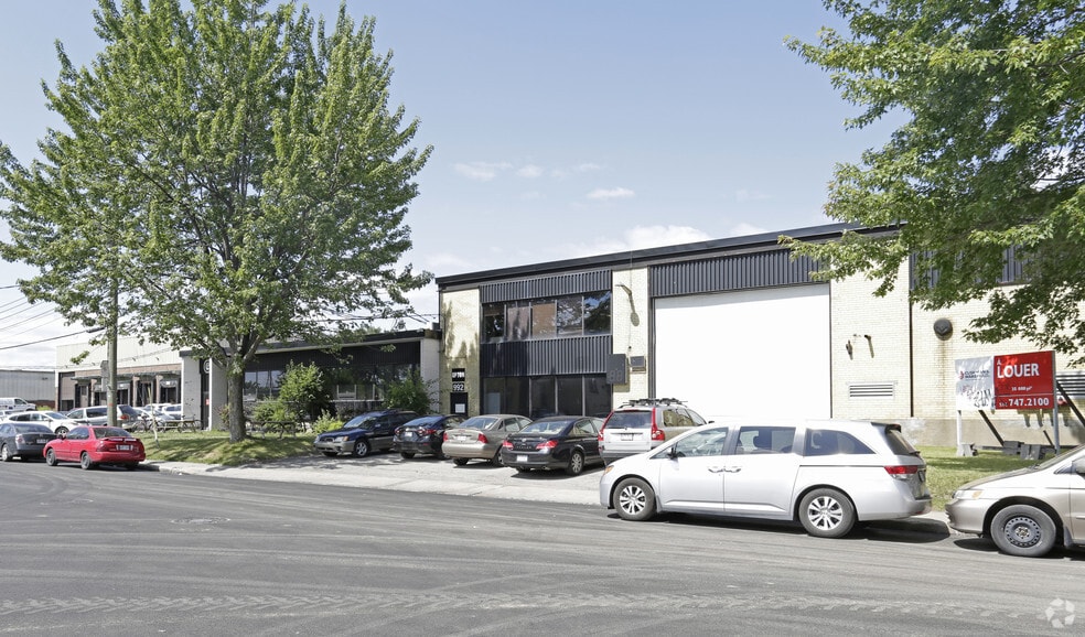 990-992 Rue Upton, Montréal, QC à louer - Photo du bâtiment - Image 3 de 4