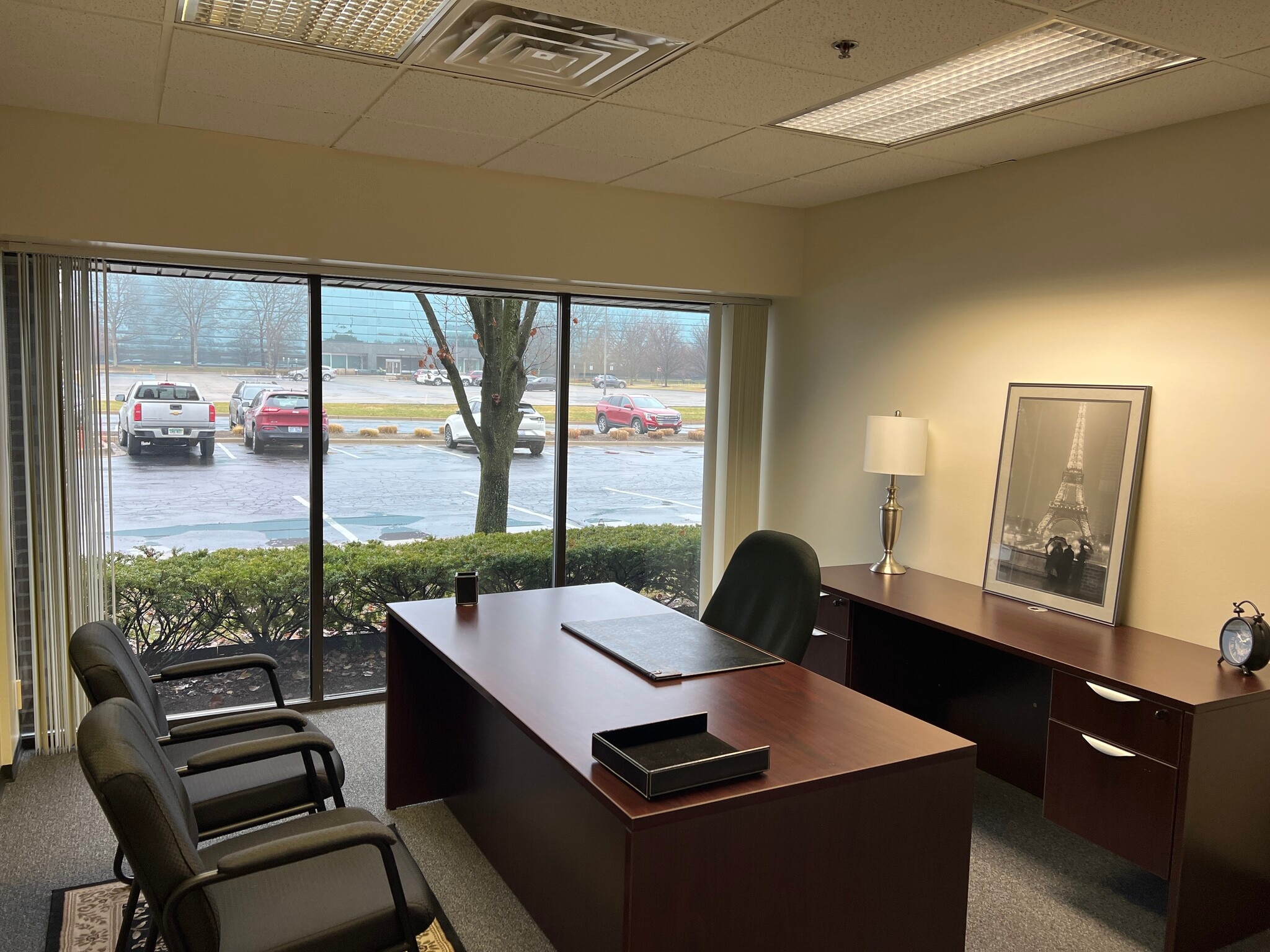 200 E Big Beaver Rd, Troy, MI for lease Interior Photo- Image 1 of 1