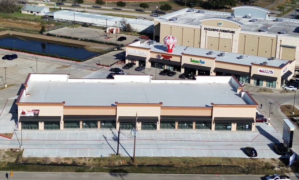 25414 Northwest Fwy, Cypress, TX for lease - Building Photo - Image 3 of 15
