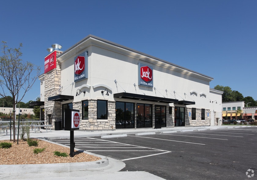 211 S 18th St Expy, Kansas City, KS for lease - Primary Photo - Image 1 of 2