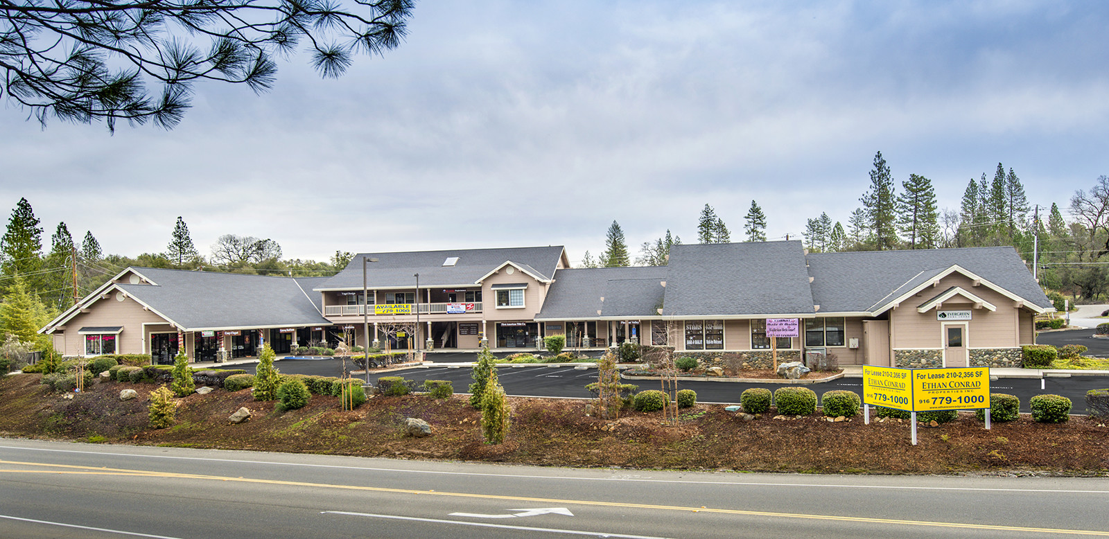 10118-10144 Commercial Ave, Penn Valley, CA for lease Building Photo- Image 1 of 6