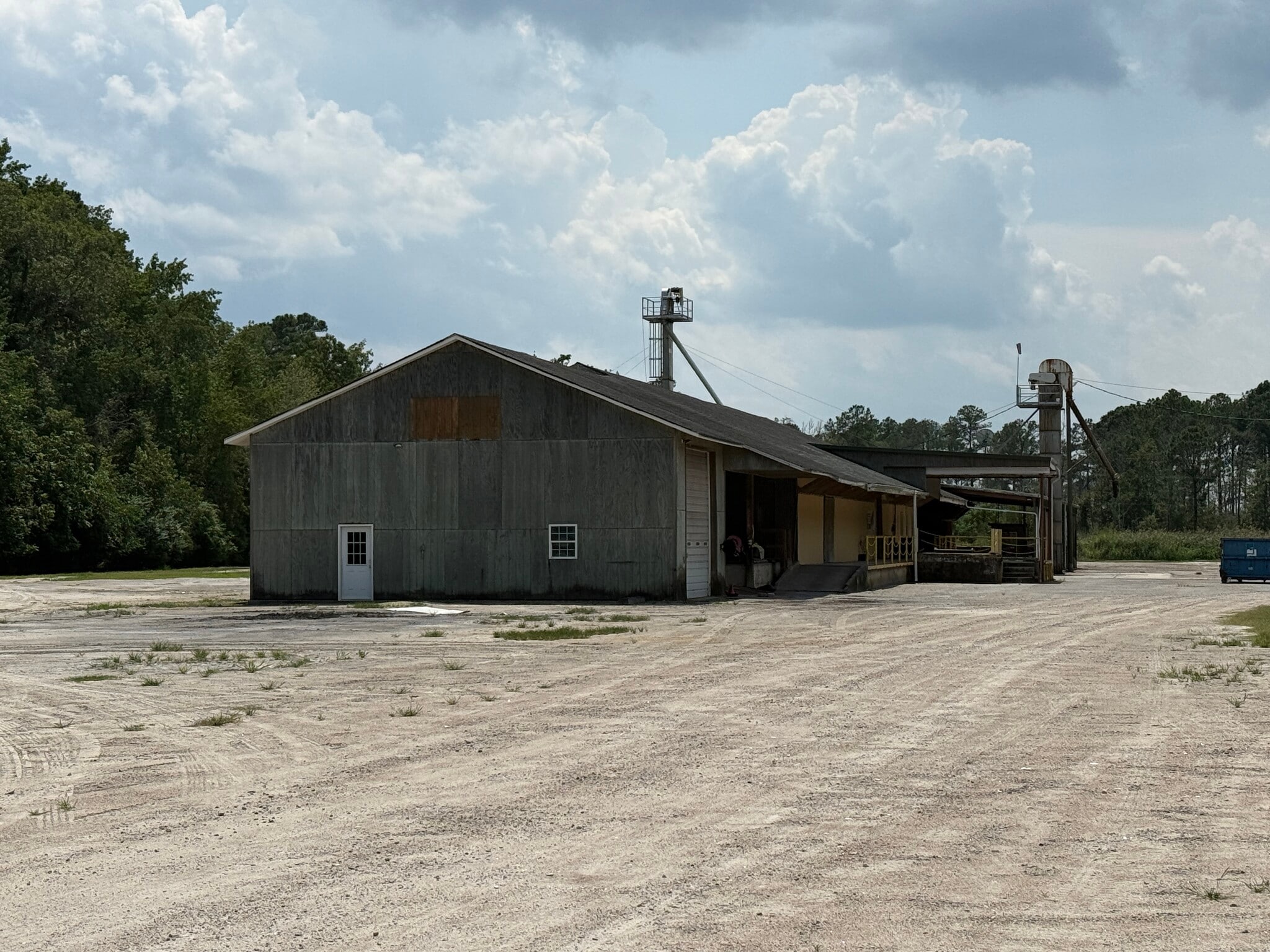 28536 US Highway 264 E, Belhaven, NC for sale Primary Photo- Image 1 of 41