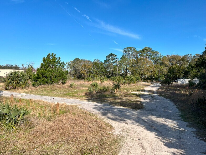 2005 Mayport Rd, Jacksonville, FL à louer - Photo du bâtiment - Image 3 de 9