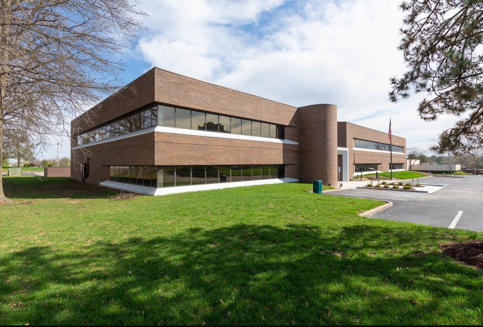 11789 Borman Dr, Maryland Heights, MO for sale Primary Photo- Image 1 of 6