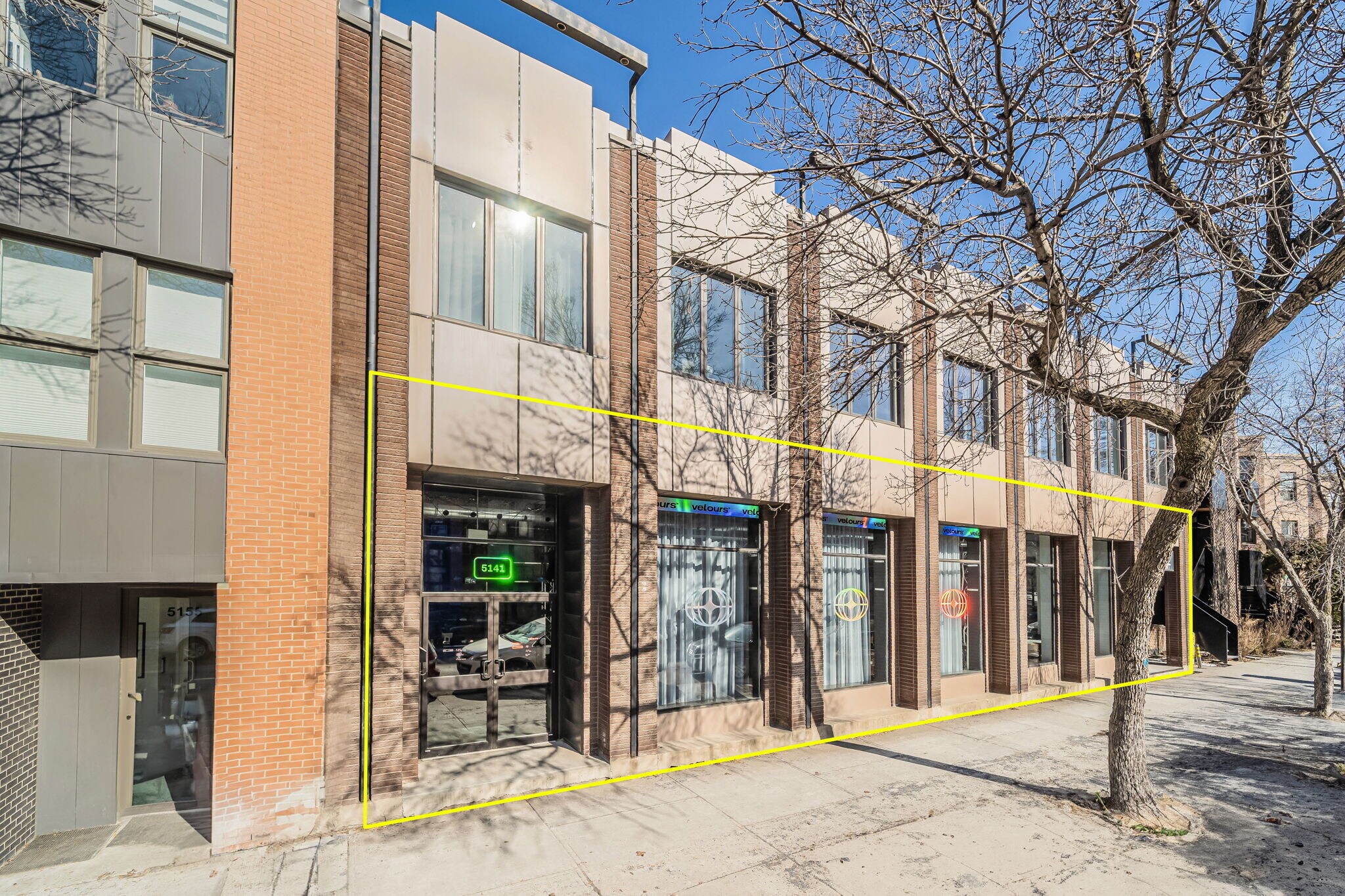 5135-5141 Rue Notre-Dame O, Montréal, QC à vendre Photo du bâtiment- Image 1 de 1