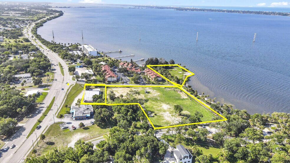 2930 Kirkland Road Northeast, Palm Bay, FL à vendre - Photo du bâtiment - Image 3 de 4