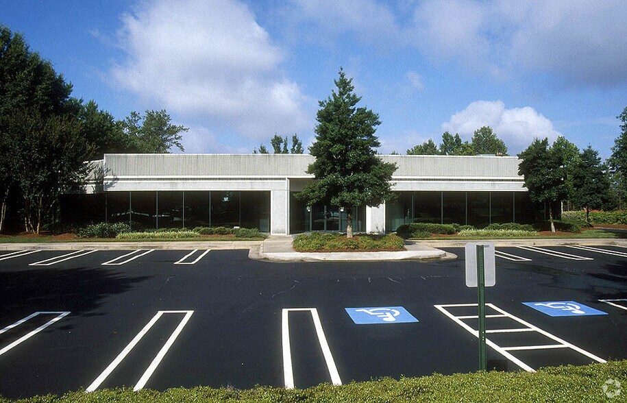 50 Chastain Center Blvd, Kennesaw, GA à vendre - Photo du bâtiment - Image 1 de 1