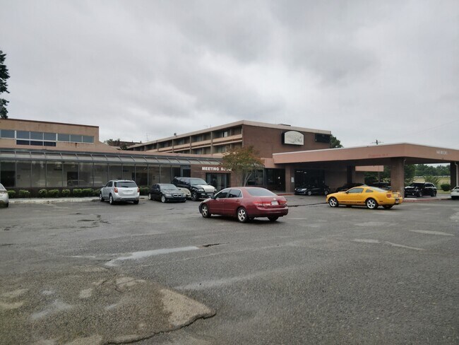 Plus de détails pour 1441 E Brooks Rd, Memphis, TN - Services hôteliers à vendre