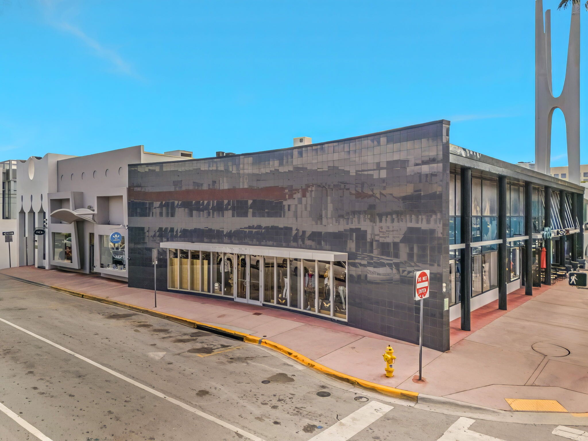 743-755 Washington Ave, Miami Beach, FL for lease Primary Photo- Image 1 of 17