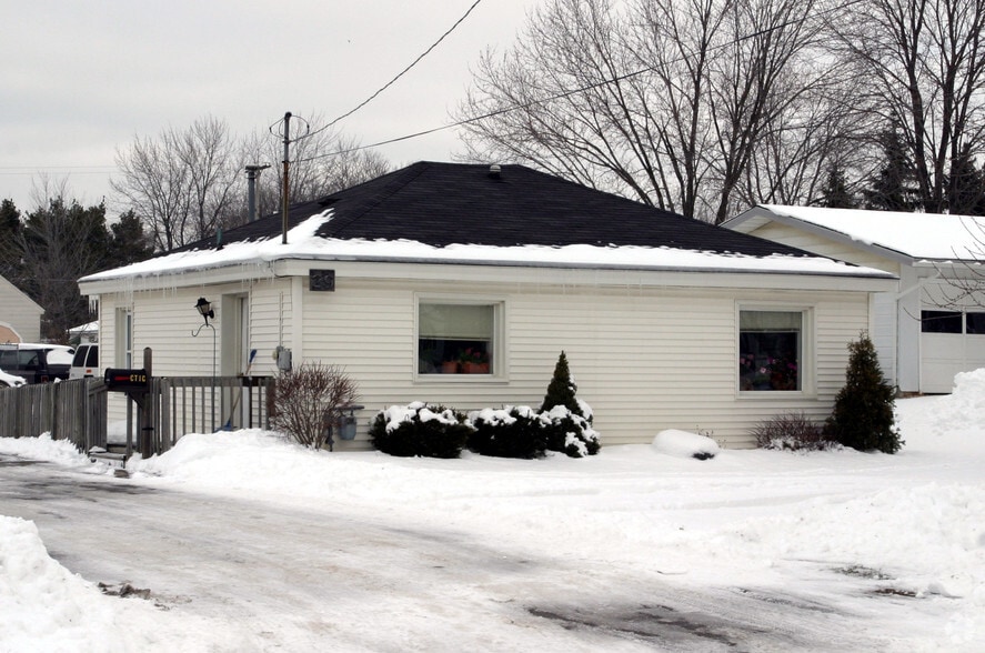27 Sluyter St SE, Grand Rapids, MI for sale - Building Photo - Image 3 of 3