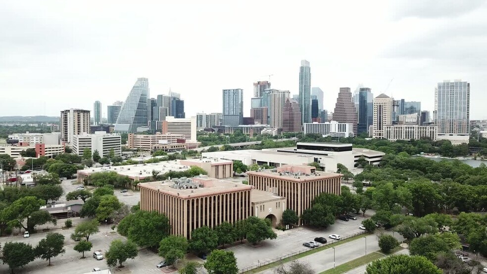 150 Riverside Dr E, Austin, TX à louer - Vidéo sur l’inscription commerciale - Image 2 de 6