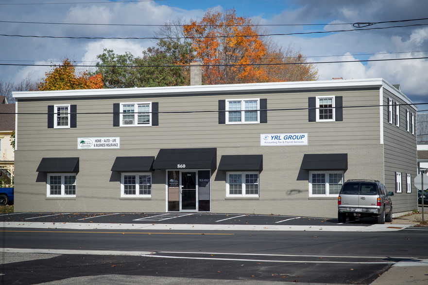 860 Main St, Sanford, ME for sale - Building Photo - Image 1 of 12