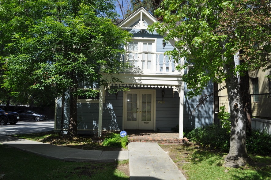 253-255 S Marengo Ave, Pasadena, CA for lease - Building Photo - Image 2 of 54