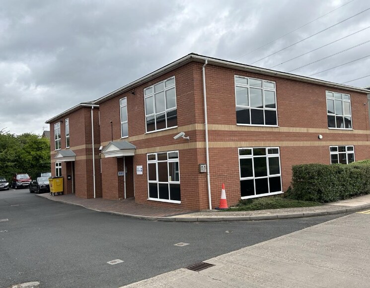 Hanbury Rd, Stoke Prior for sale Building Photo- Image 1 of 1