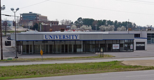 Plus de détails pour 3823 Durham Chapel Hill Blvd, Durham, NC - Commerce de détail à vendre