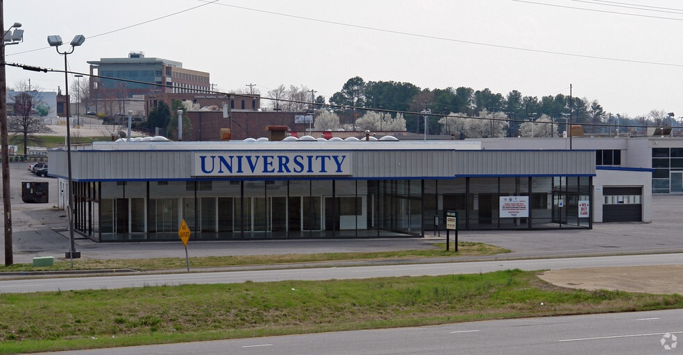 3823 Durham Chapel Hill Blvd, Durham, NC à vendre - Photo principale - Image 3 de 6