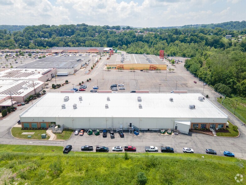 1041 Washington Pike, Bridgeville, PA à louer - Photo du bâtiment - Image 2 de 4