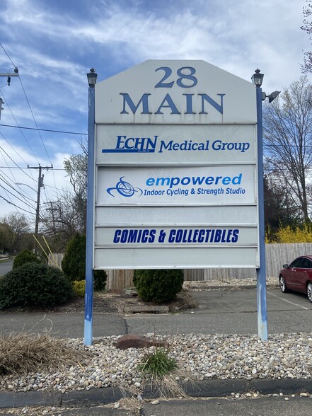 28 Main St, East Hartford, CT for lease - Building Photo - Image 3 of 16