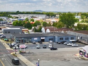214 W Main St, Gallatin, TN for lease Building Photo- Image 1 of 17