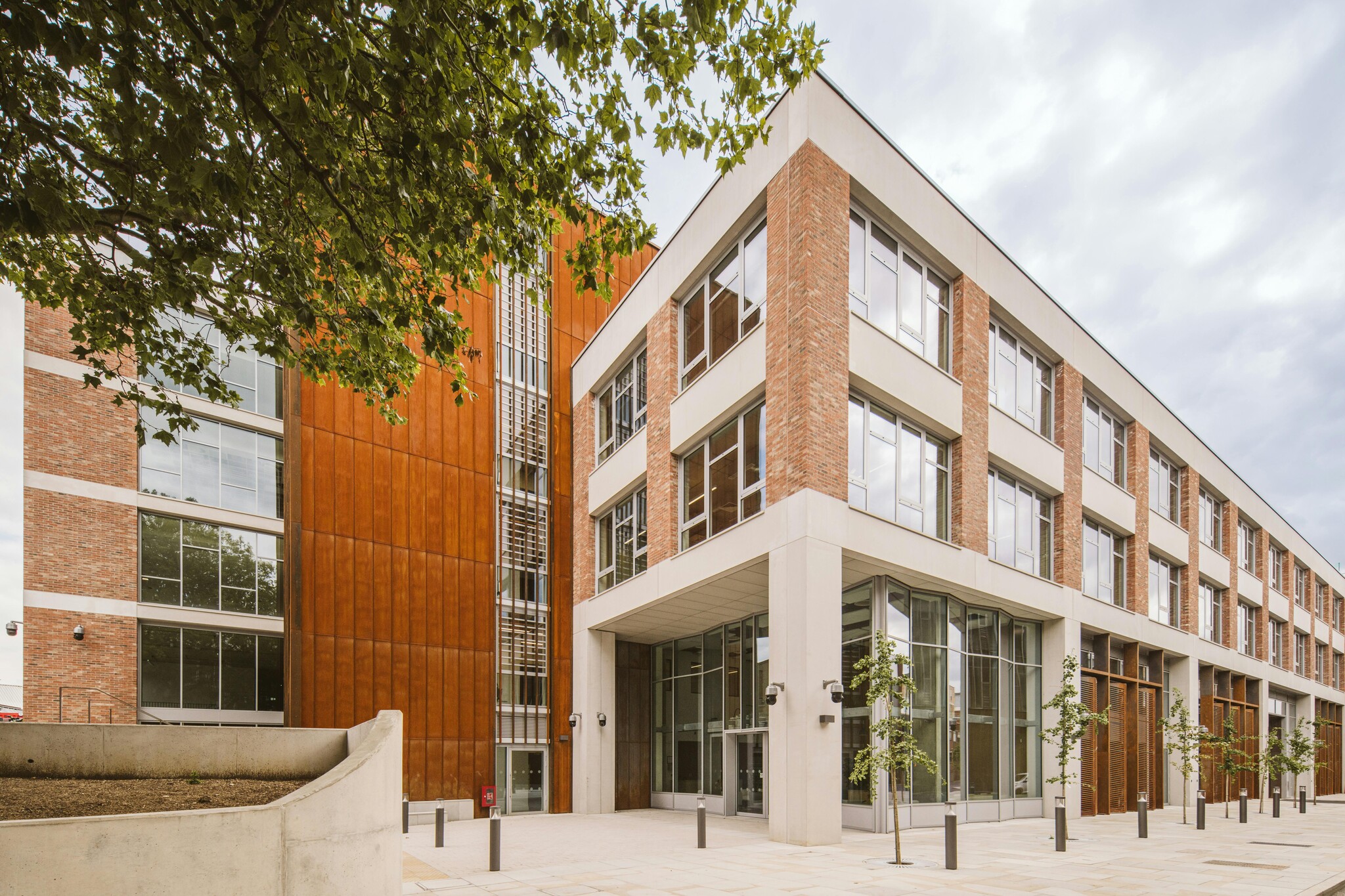 Brandon Rd, Londres à louer Photo du bâtiment- Image 1 de 17