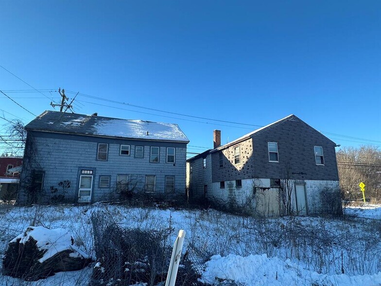 438 Hartford Pike, Killingly, CT à vendre - Photo du bâtiment - Image 2 de 3