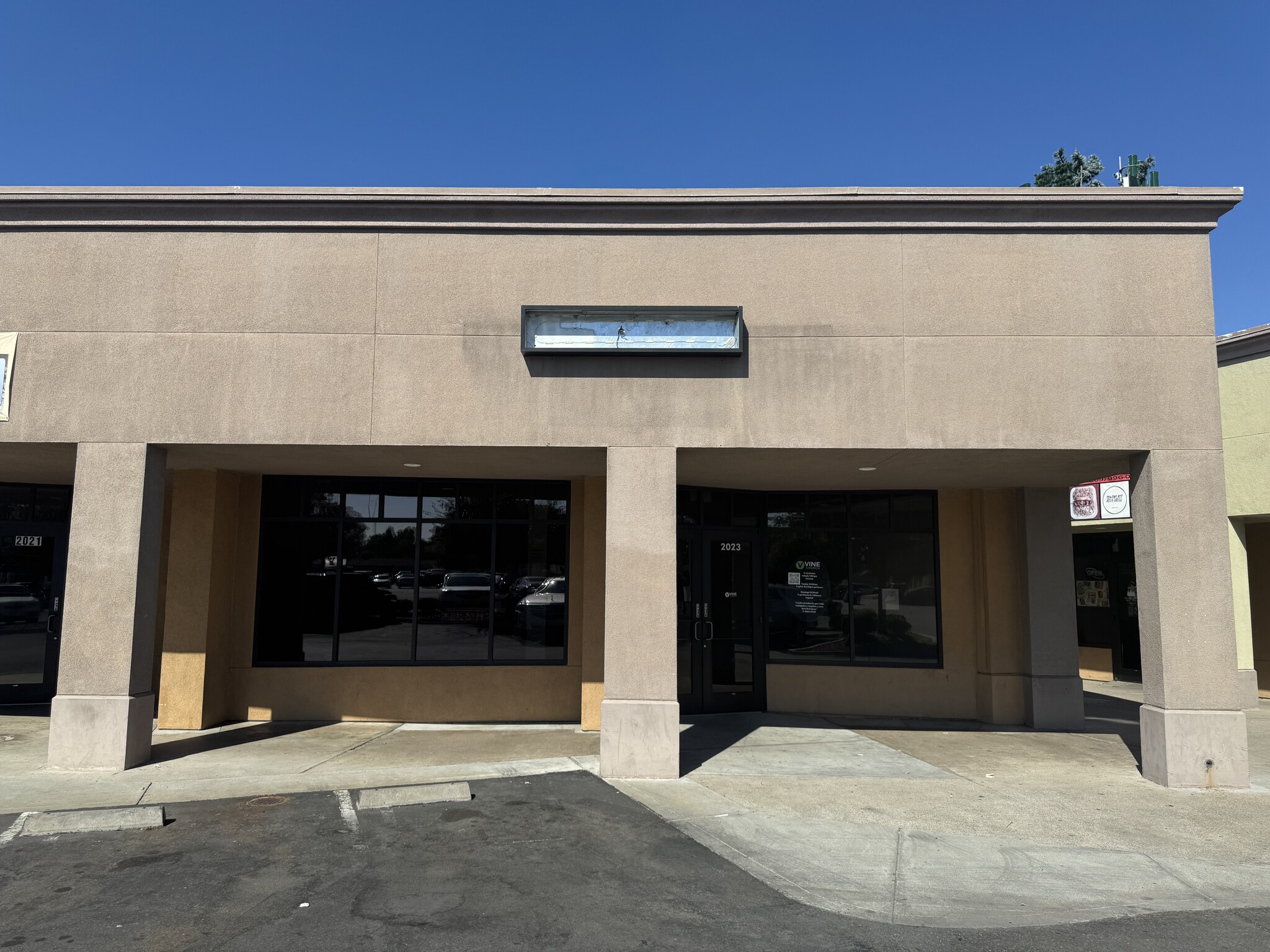 2001-2055 Tully Rd, Modesto, CA for lease Interior Photo- Image 1 of 3
