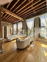 660 W Lake St, Chicago, IL for lease Interior Photo- Image 1 of 6