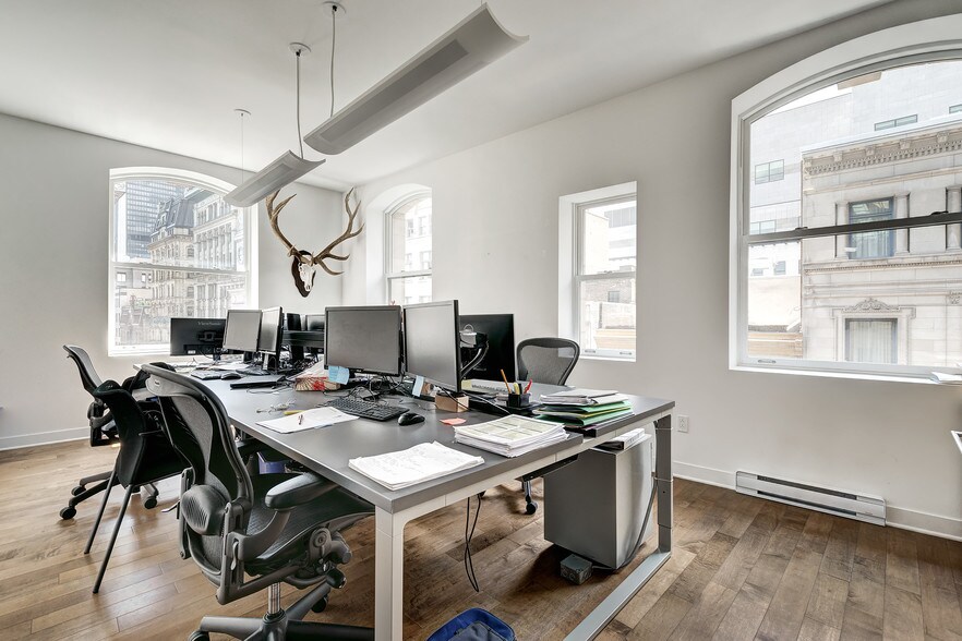 244 Rue Saint-Jacques, Montréal, QC à vendre - Photo intérieure - Image 1 de 1