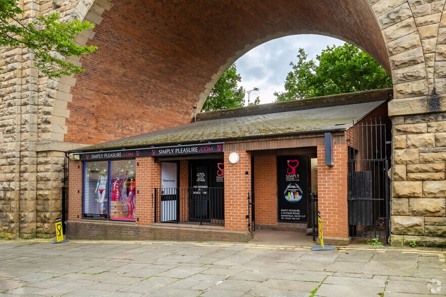 Queen St, Mansfield for lease - Building Photo - Image 2 of 2