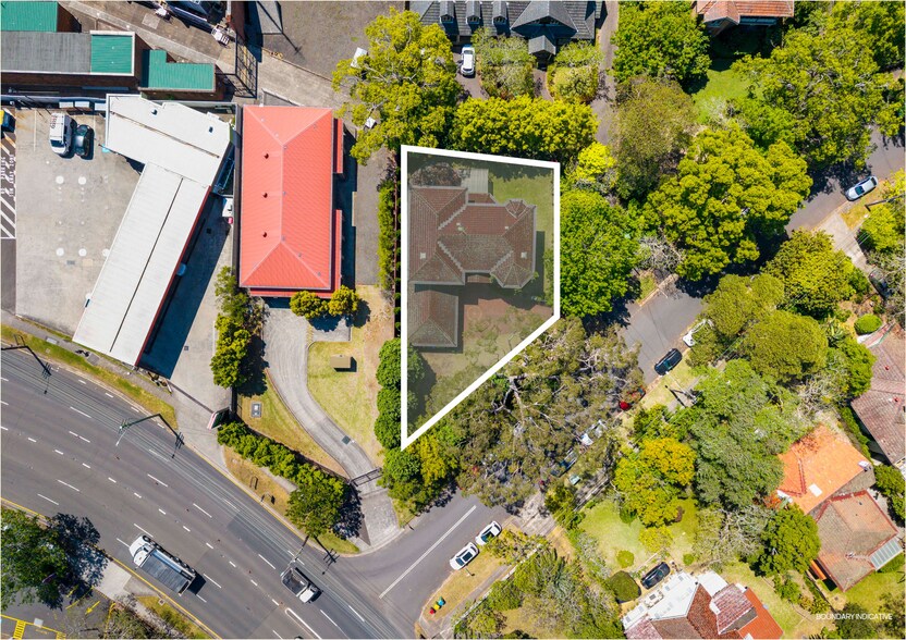 2 Ku-Ring-Gai Ave, Turramurra for sale - Primary Photo - Image 1 of 1