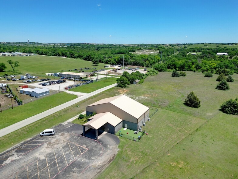 3483 S FM 51, Decatur, TX for sale - Building Photo - Image 3 of 9