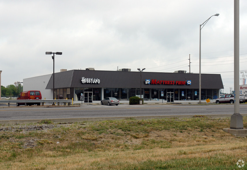 414-416 W Coliseum Blvd, Fort Wayne, IN for sale - Primary Photo - Image 1 of 8