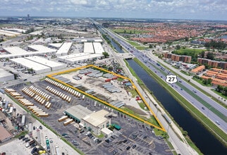 9950 NW South River Dr, Medley, FL - AERIAL  map view