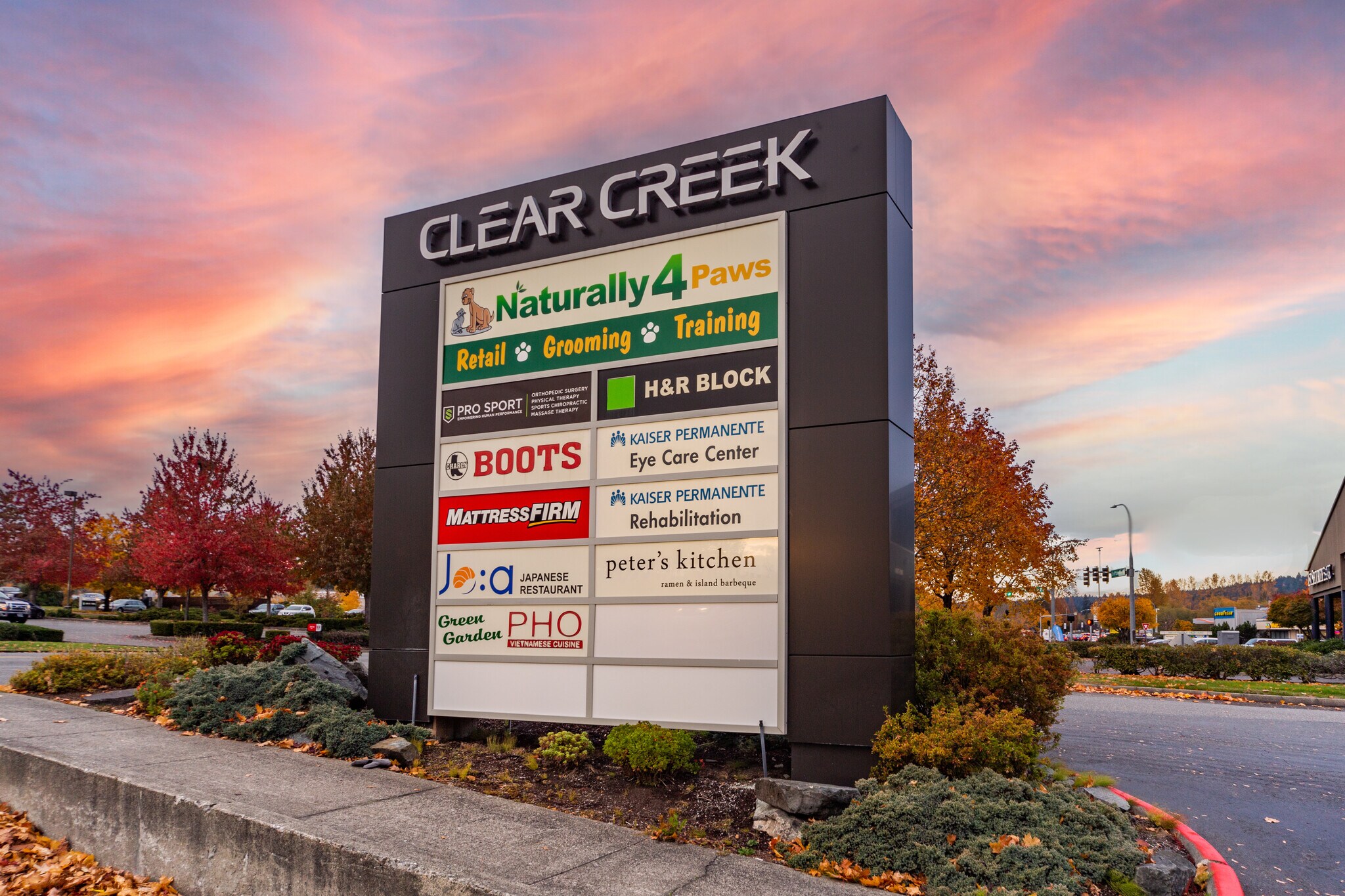 10576 Silverdale Way, Silverdale, WA à louer Photo du bâtiment- Image 1 de 4