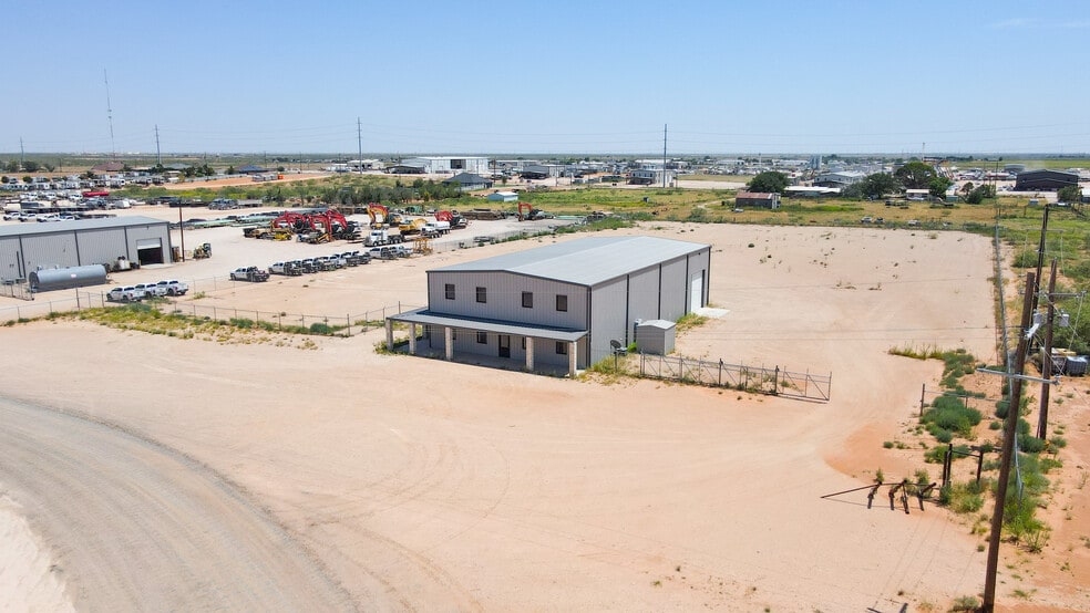 4612 County Road 128, Midland, TX for lease - Primary Photo - Image 1 of 21