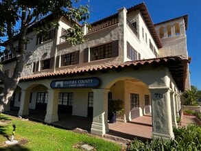 711 E Daily Dr, Camarillo, CA for lease Building Photo- Image 1 of 8