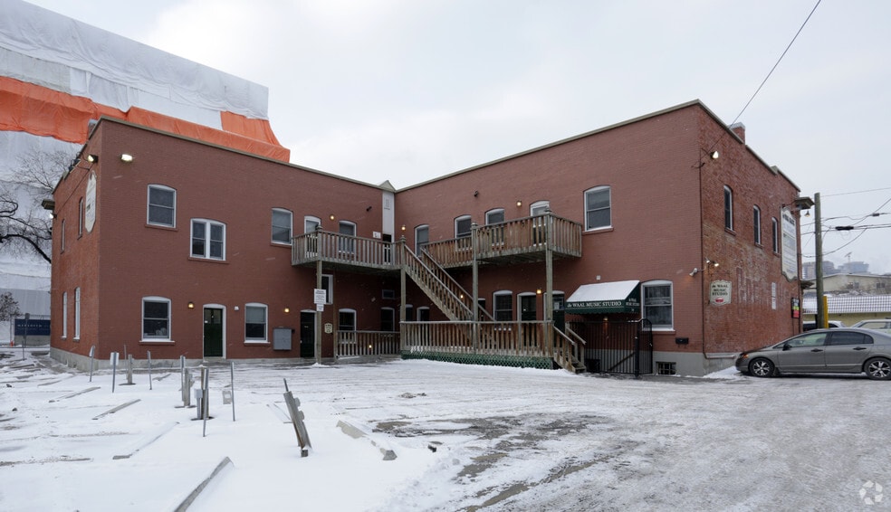 606 Meredith Rd NE, Calgary, AB for sale - Building Photo - Image 2 of 54