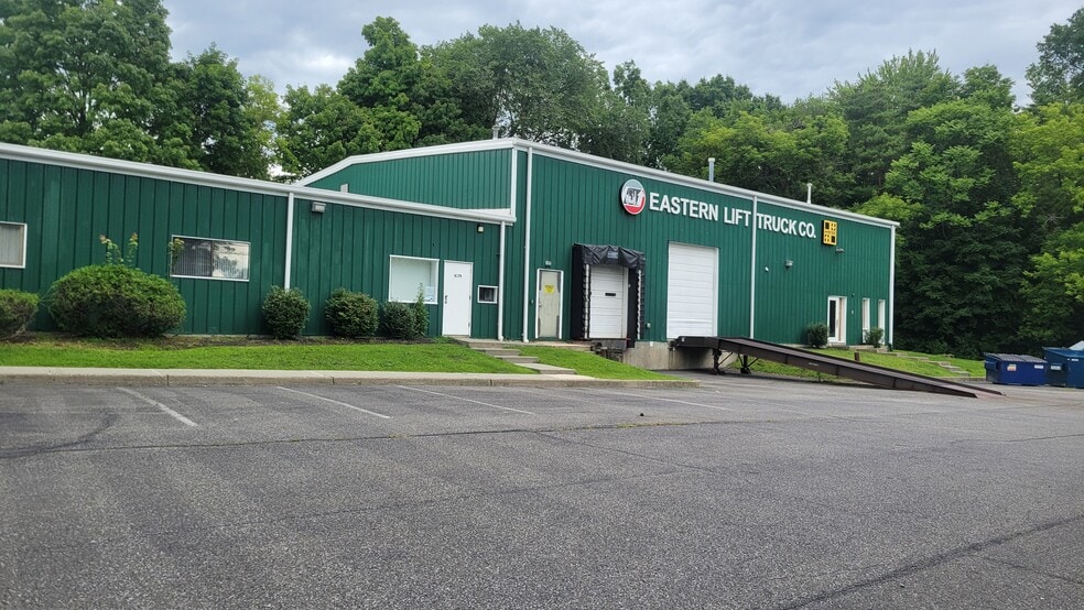 4 Hadden Dr, Montgomery, NY for lease - Building Photo - Image 1 of 36