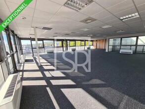 34-36 Avenue De Cournon, Aubière à louer Photo du bâtiment- Image 1 de 10