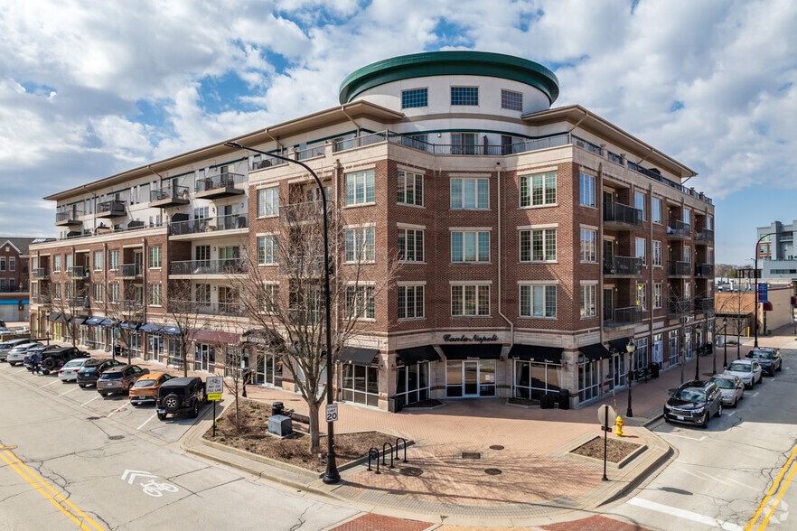 100-110 S Emerson St, Mount Prospect, IL for sale - Primary Photo - Image 1 of 5