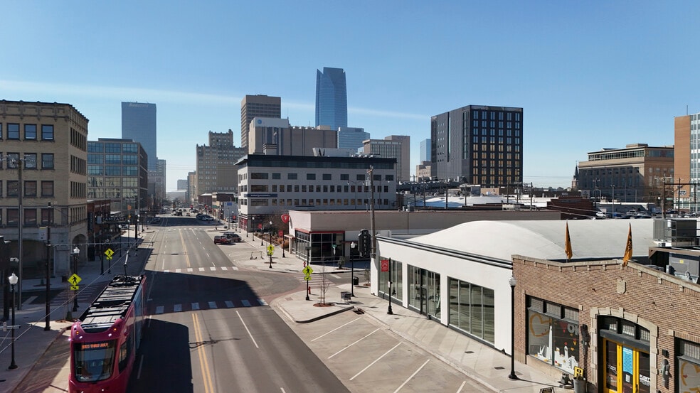 801 N Broadway Ave, Oklahoma City, OK for sale - Building Photo - Image 2 of 23