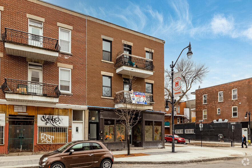 4470 Rue Sainte-Catherine E E, Montréal, QC for lease - Building Photo - Image 2 of 3